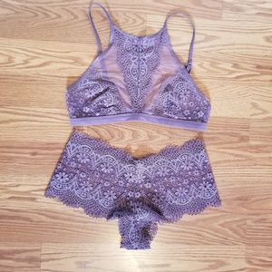 {Victoria's Secret} Bralette And Underwear Set